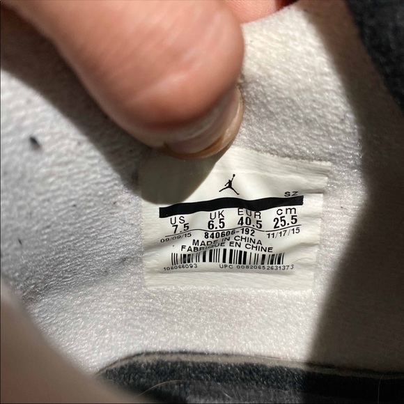 Jordan retro cement 4 2016 - Picture 9 of 10